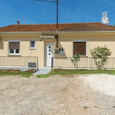 Apartment Apartman Francesca
